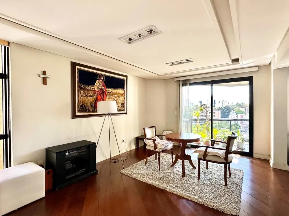 Apartamento, 3 quartos, 226 m² - Foto 1