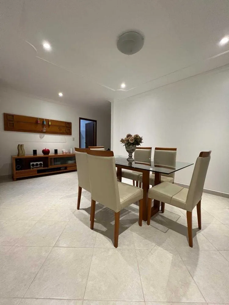 Casa, 4 quartos, 307 m² - Foto 4