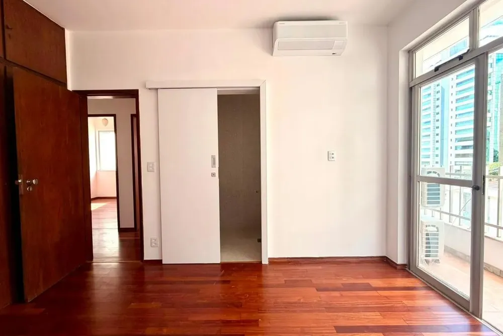 Apartamento, 4 quartos, 140 m² - Foto 12