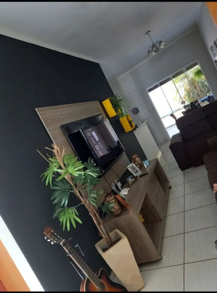 Casa, 3 quartos, 113 m² - Foto 2