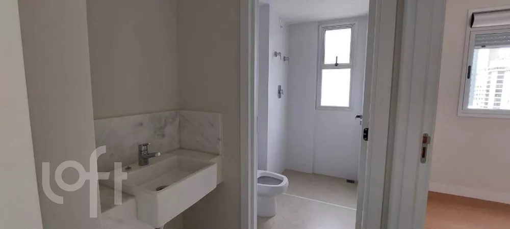 Apartamento à venda com 2 quartos, 67m² - Foto 4