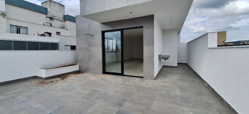 Cobertura, 3 quartos, 193 m² - Foto 2