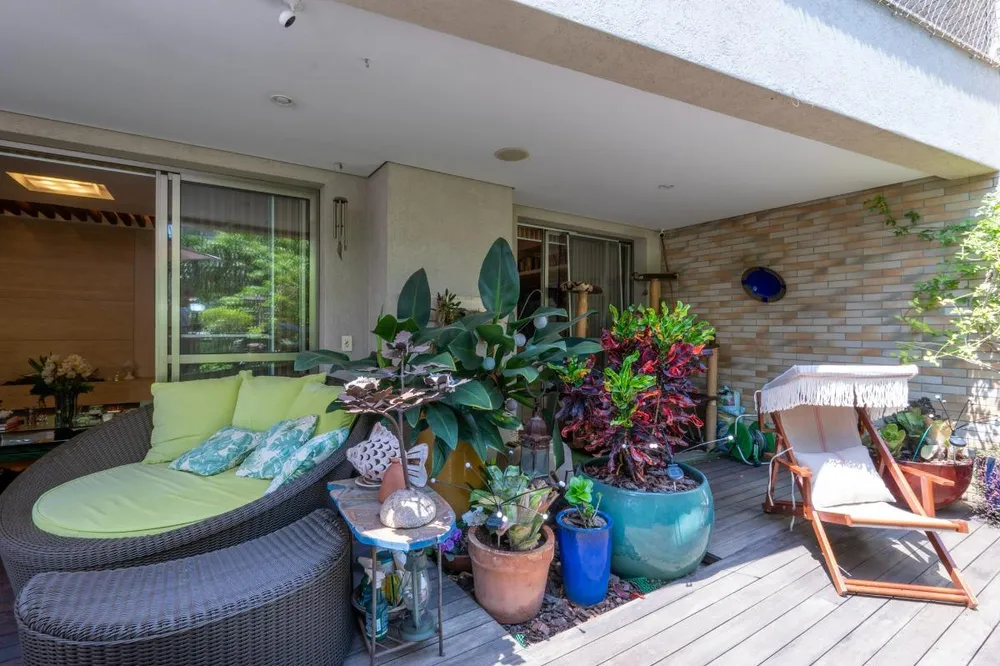 Apartamento, 3 quartos, 250 m² - Foto 2