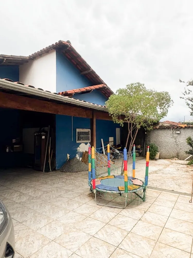 Casa, 3 quartos, 206 m² - Foto 1