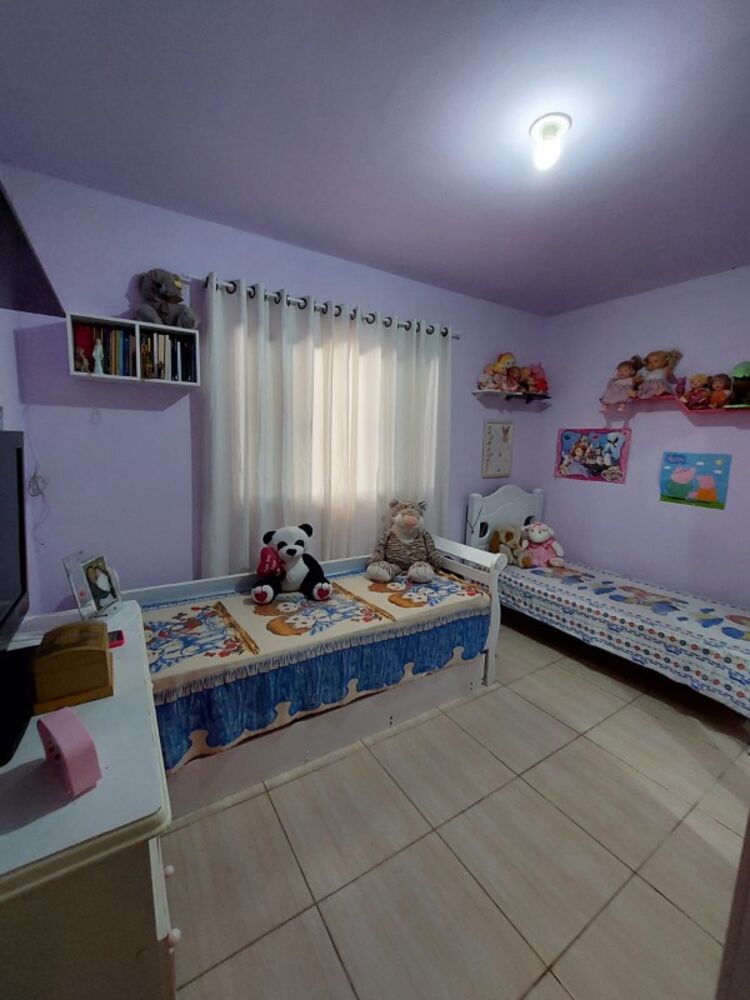 Casa à venda com 2 quartos, 120m² - Foto 2