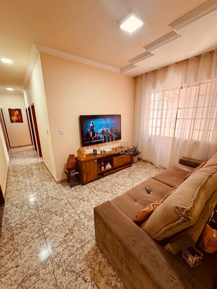 Casa, 3 quartos, 246 m² - Foto 9