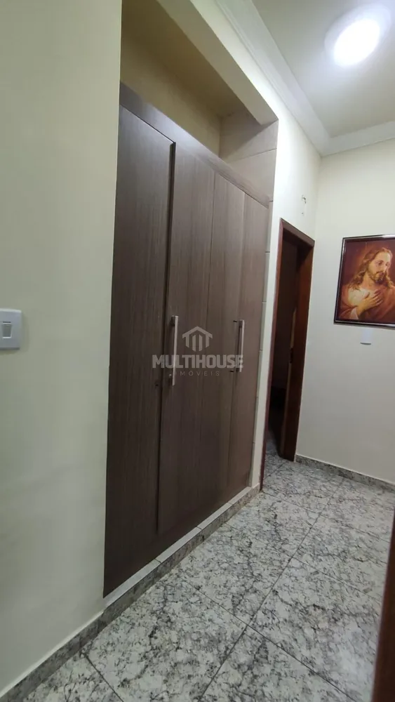 Casa, 3 quartos, 246 m² - Foto 19