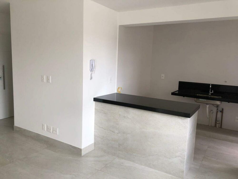 Apartamento à venda com 2 quartos, 60m² - Foto 2