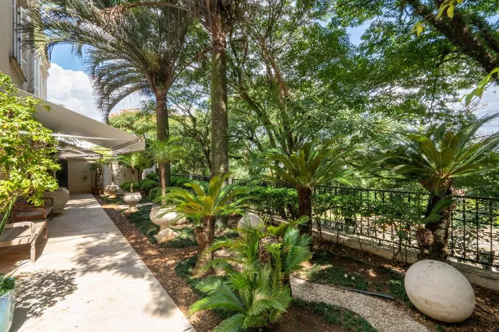 Casa, 5 quartos, 826 m² - Foto 1