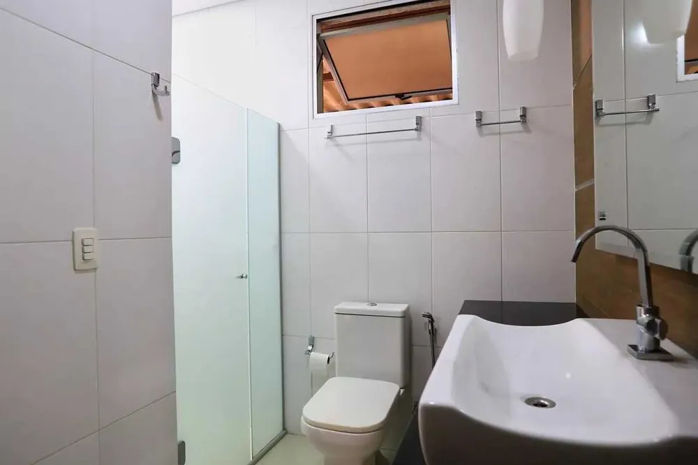 Casa, 3 quartos, 217 m² - Foto 3