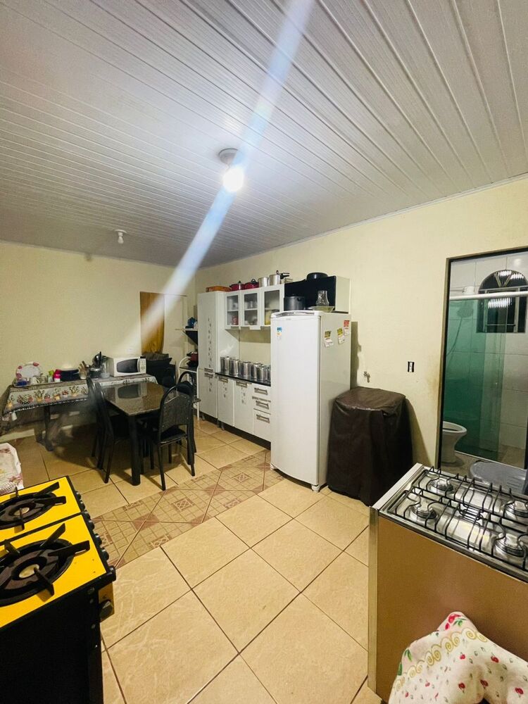 Casa à venda com 3 quartos, 360m² - Foto 3