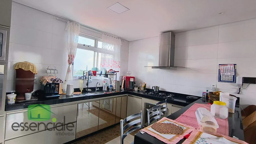Cobertura, 4 quartos, 175 m² - Foto 2