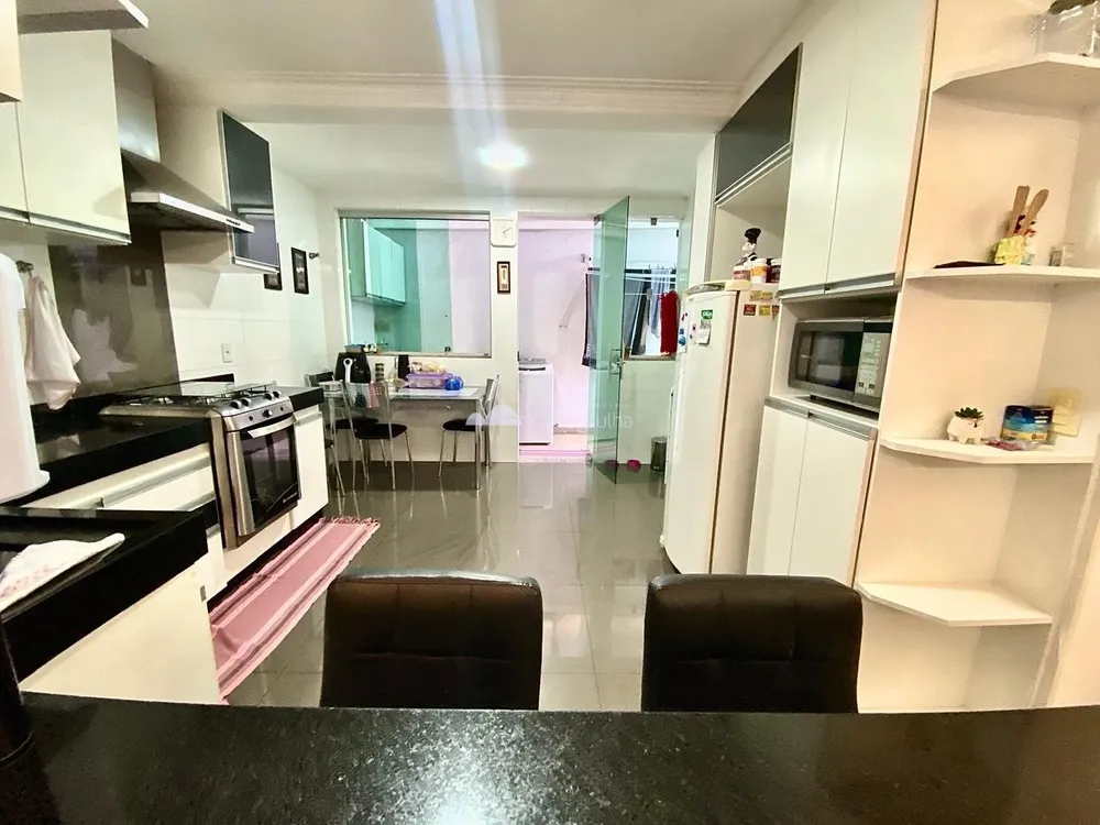 Apartamento, 3 quartos, 138 m² - Foto 2