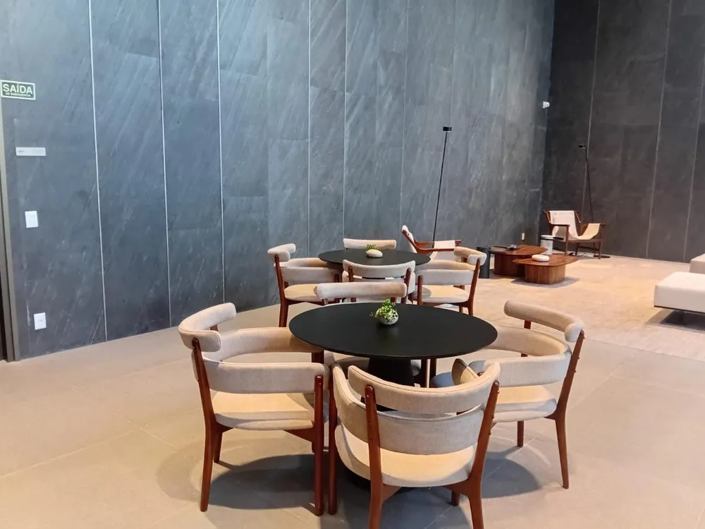 Apartamento, 3 quartos, 2495 m² - Foto 9