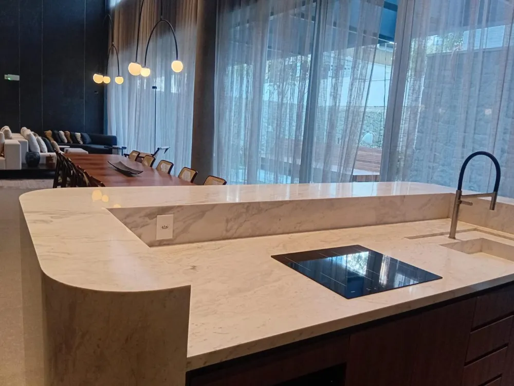 Apartamento, 3 quartos, 2495 m² - Foto 3