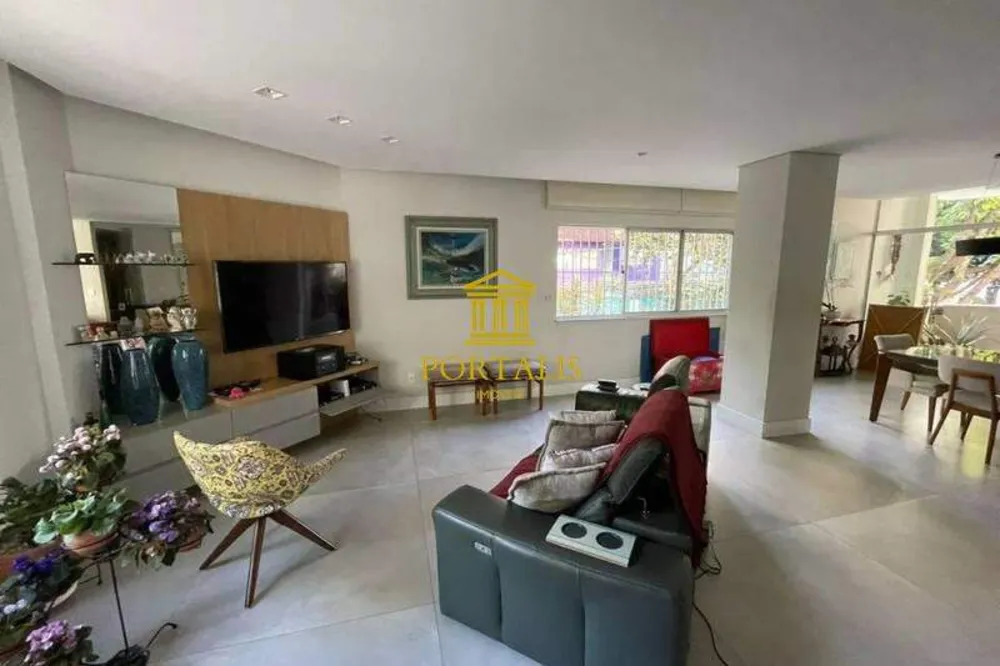 Apartamento, 3 quartos, 159 m² - Foto 1