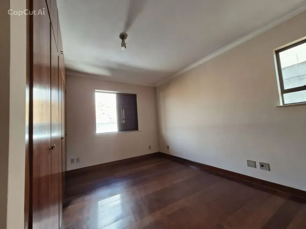 Casa, 5 quartos, 339 m² - Foto 9
