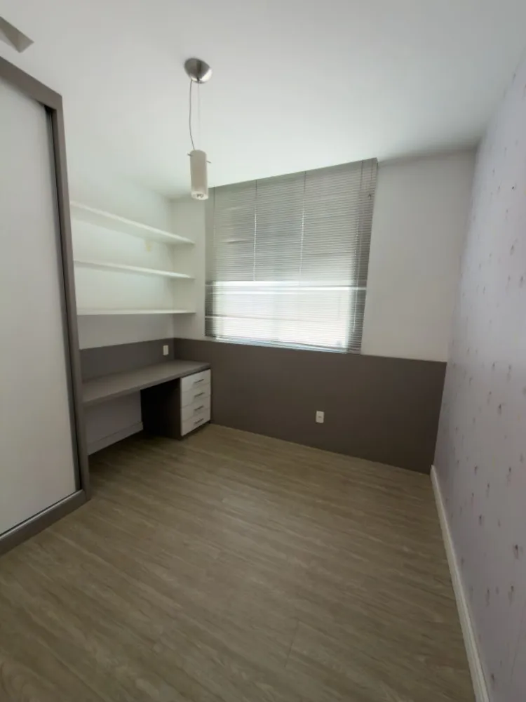 Casa, 4 quartos, 190 m² - Foto 10