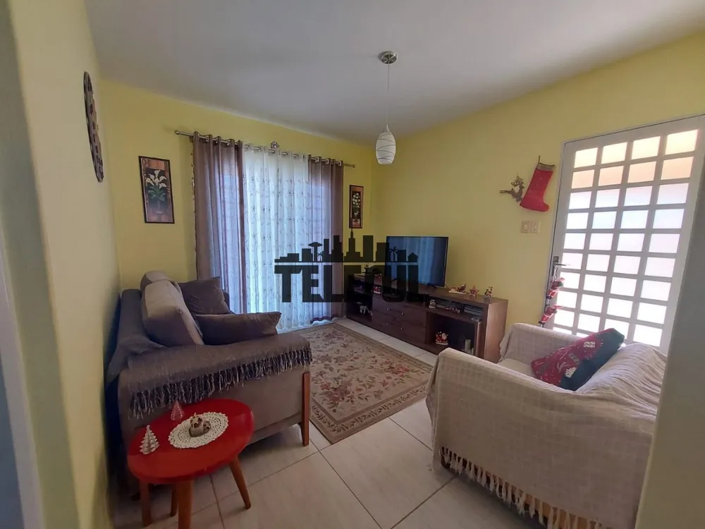 Casa, 2 quartos, 250 m² - Foto 1