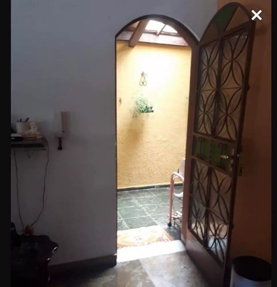 Casa à venda com 3 quartos, 360m² - Foto 11