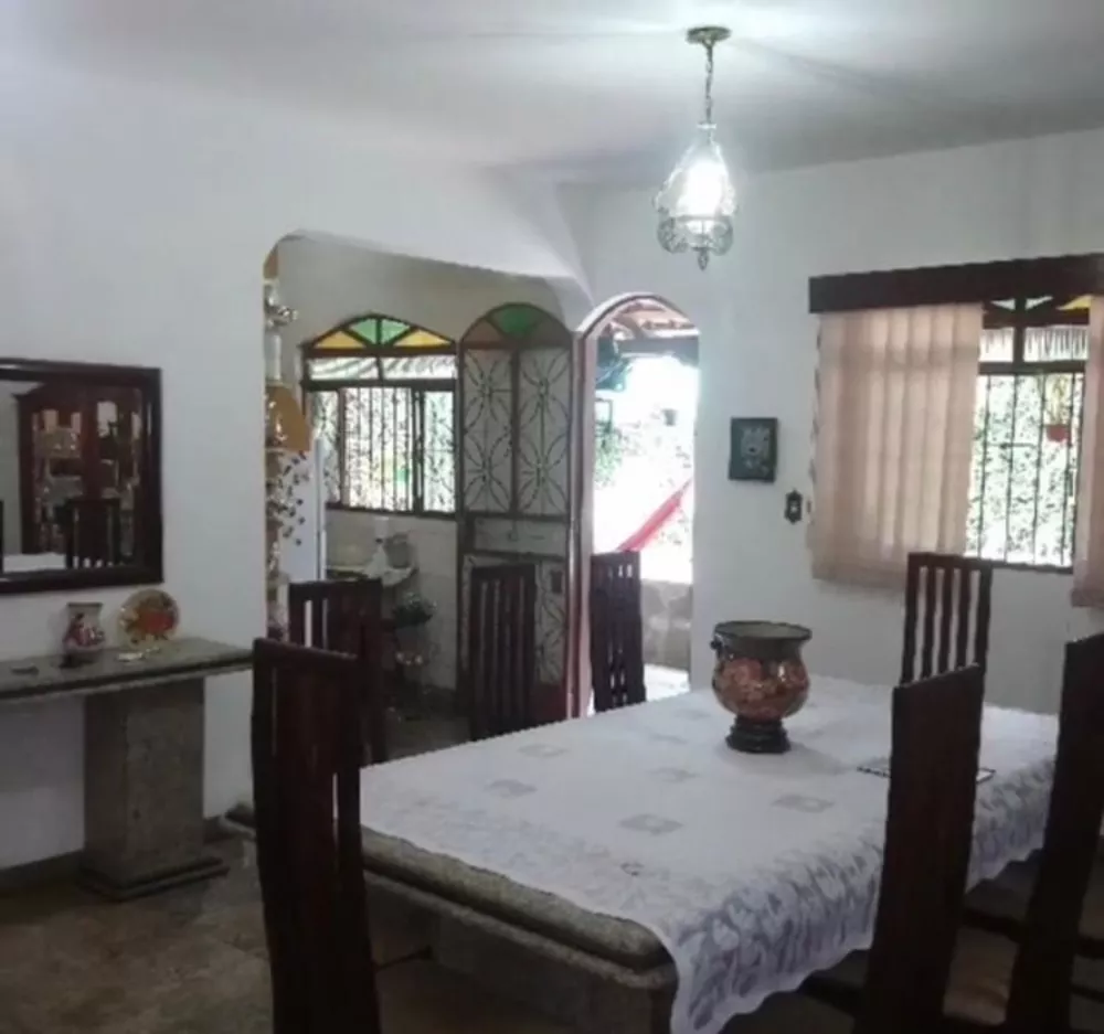 Casa à venda com 3 quartos, 360m² - Foto 19