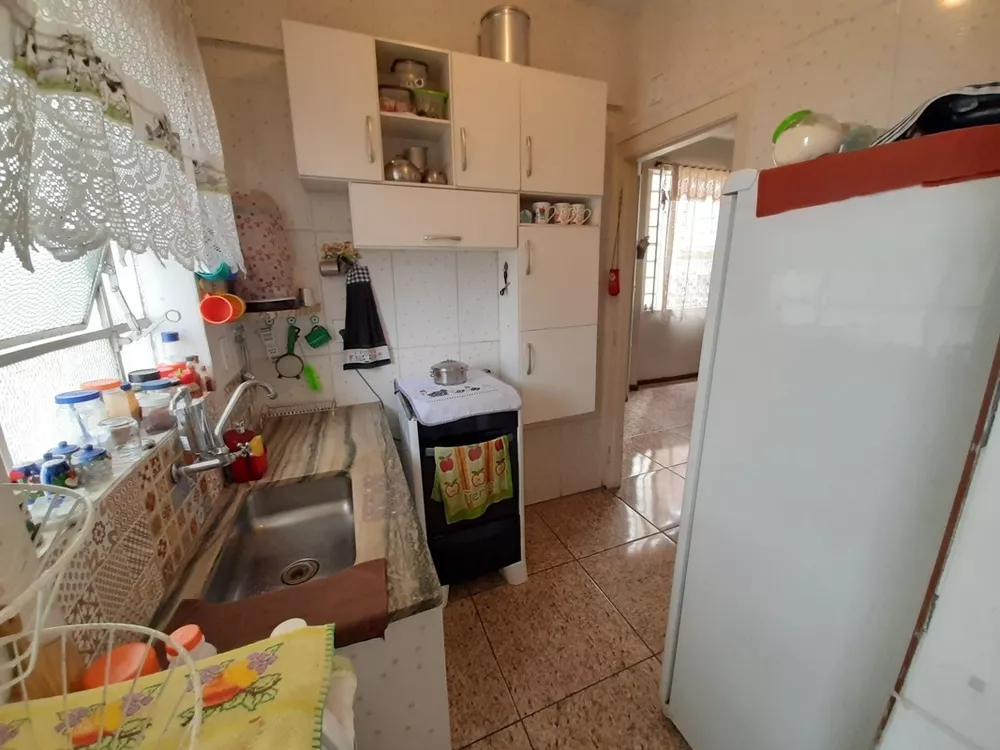 Apartamento à venda com 2 quartos, 68m² - Foto 8