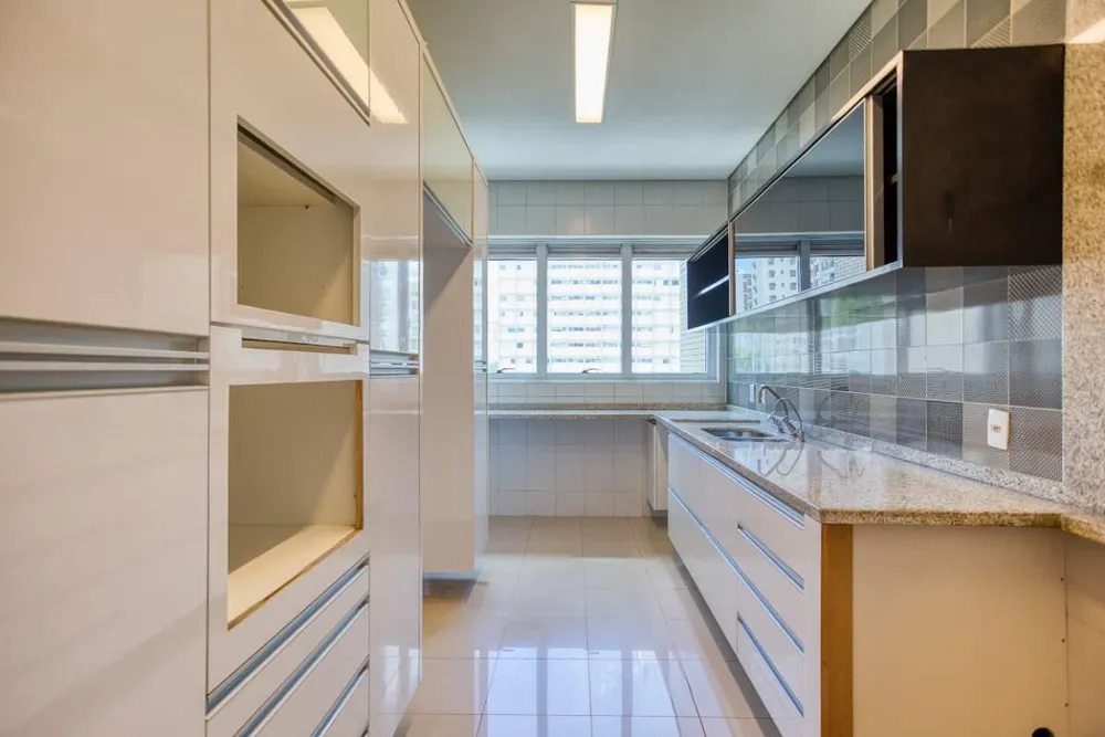 Apartamento, 3 quartos, 1885 m² - Foto 4
