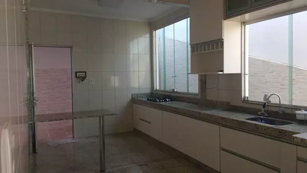 Casa, 4 quartos, 228 m² - Foto 15