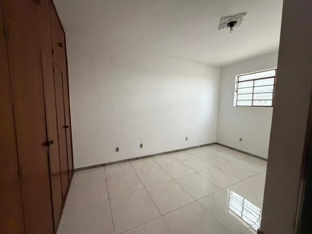 Casa, 4 quartos, 275 m² - Foto 5