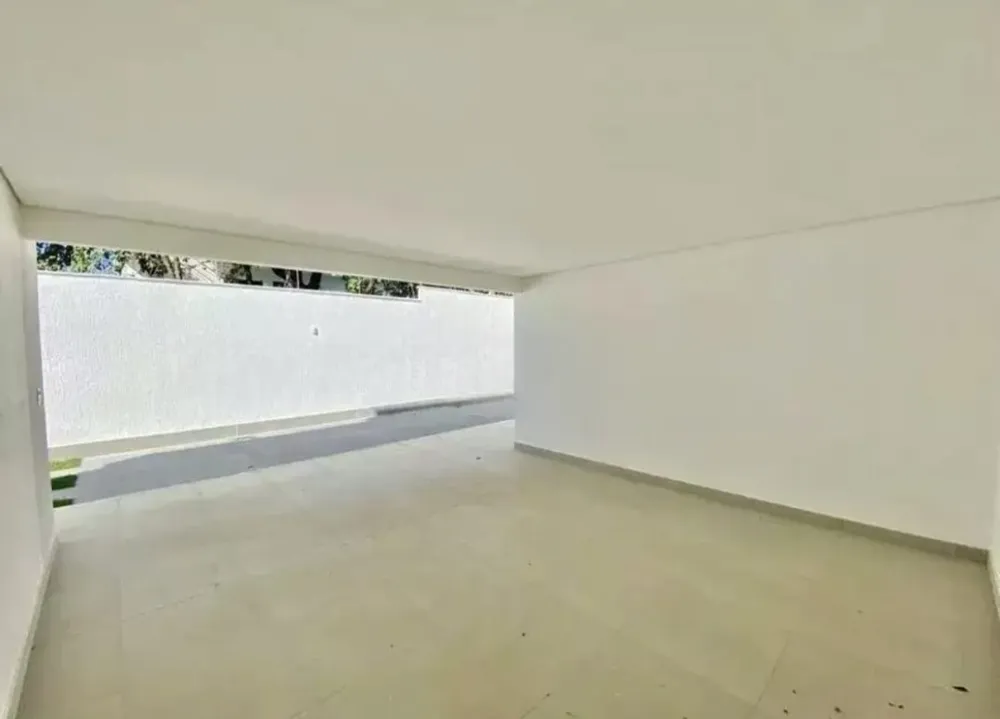 Casa, 3 quartos, 226 m² - Foto 2