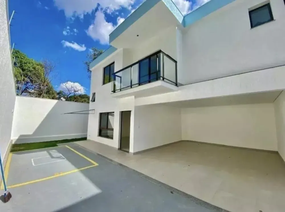 Casa, 3 quartos, 226 m² - Foto 1