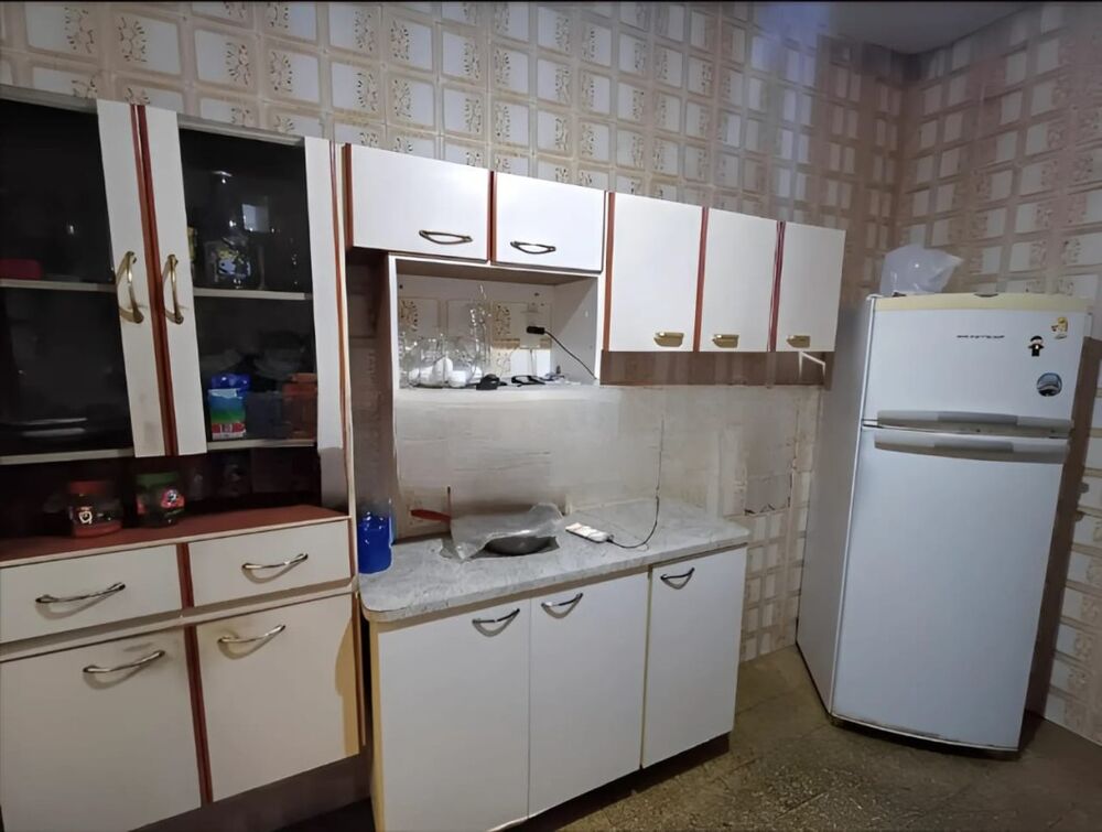 Casa à venda com 5 quartos, 300m² - Foto 4