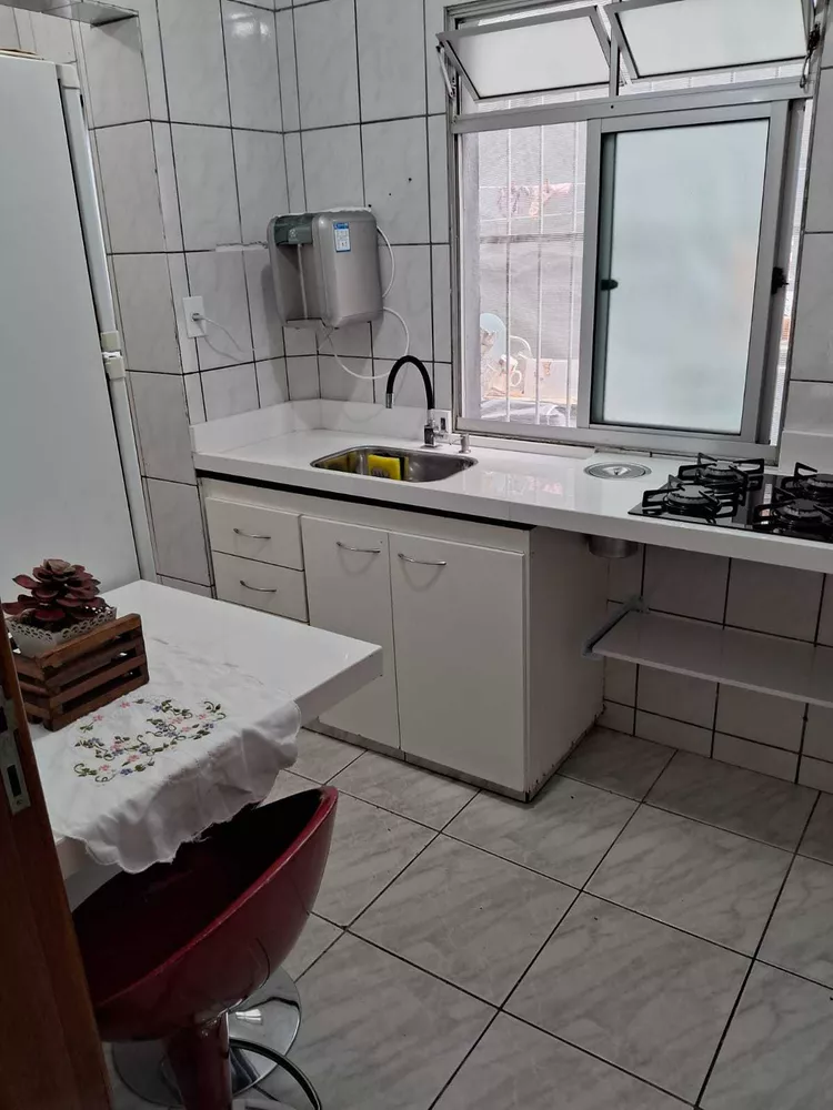 Apartamento à venda com 2 quartos, 80m² - Foto 9