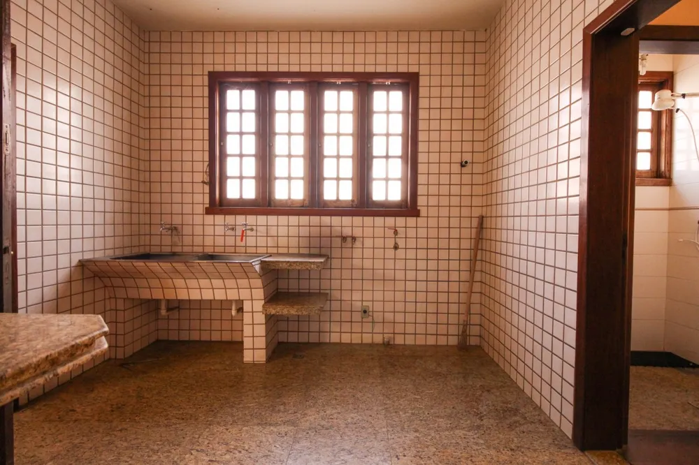 Casa, 5 quartos, 420 m² - Foto 4