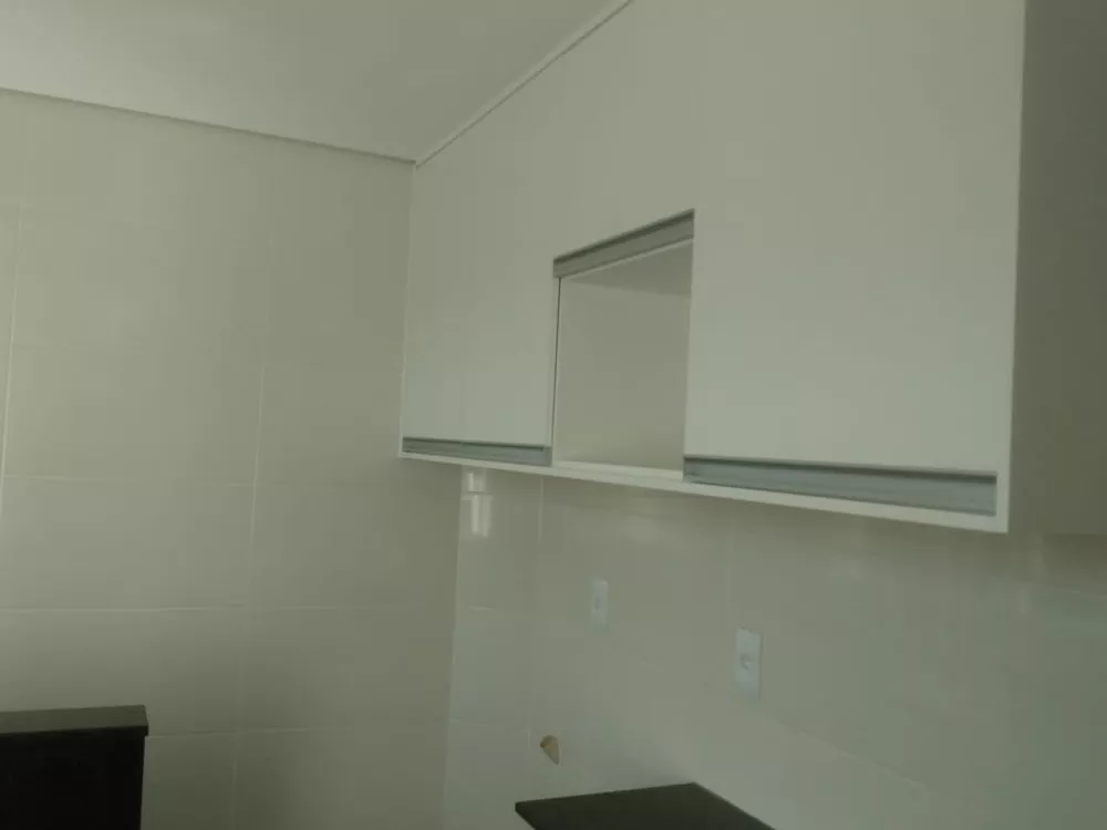 Apartamento à venda com 2 quartos, 63m² - Foto 4