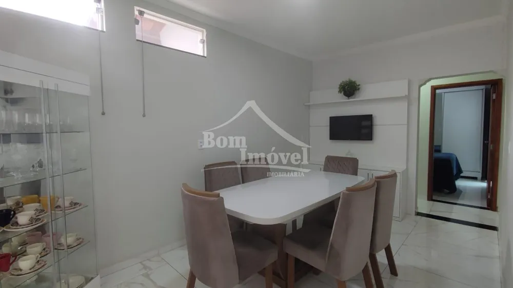 Casa, 3 quartos, 190 m² - Foto 4