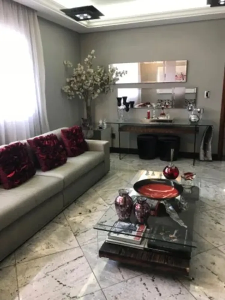 Apartamento, 4 quartos, 238 m² - Foto 1