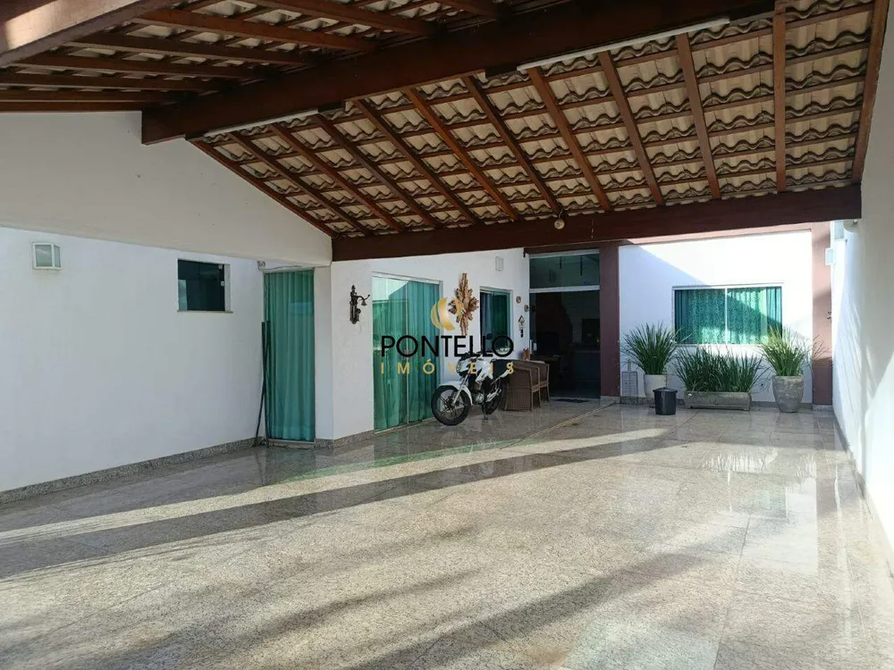 Casa, 3 quartos, 107 m² - Foto 2