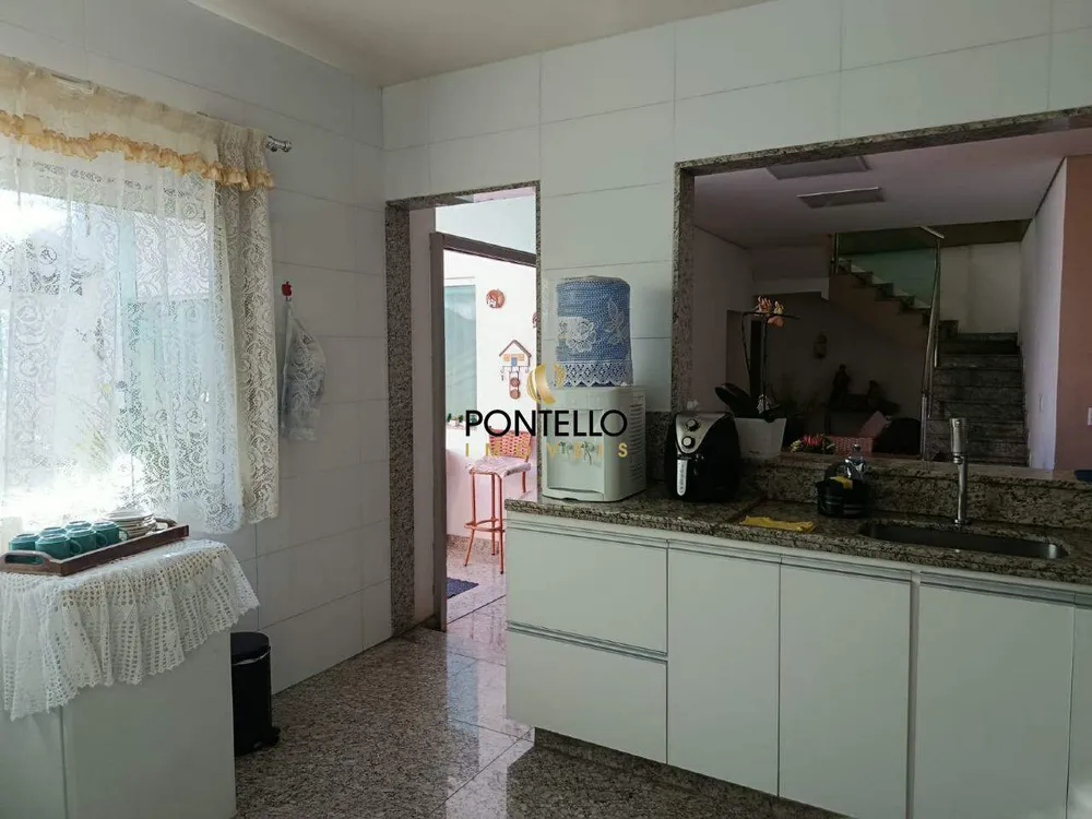 Casa, 3 quartos, 107 m² - Foto 2