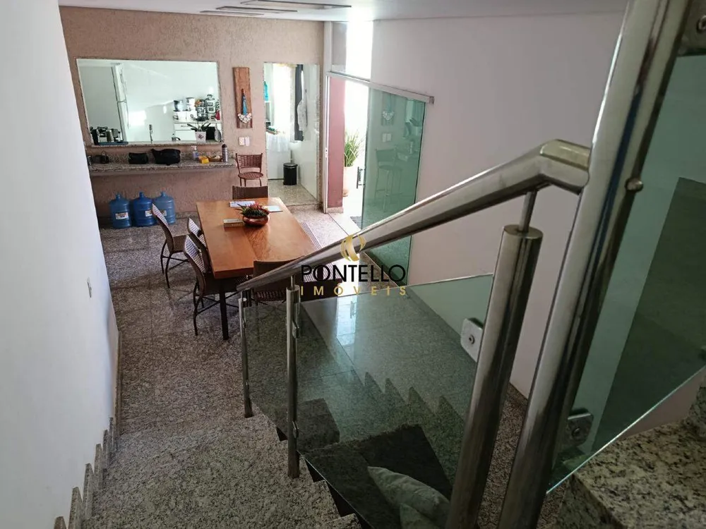 Casa, 3 quartos, 107 m² - Foto 1