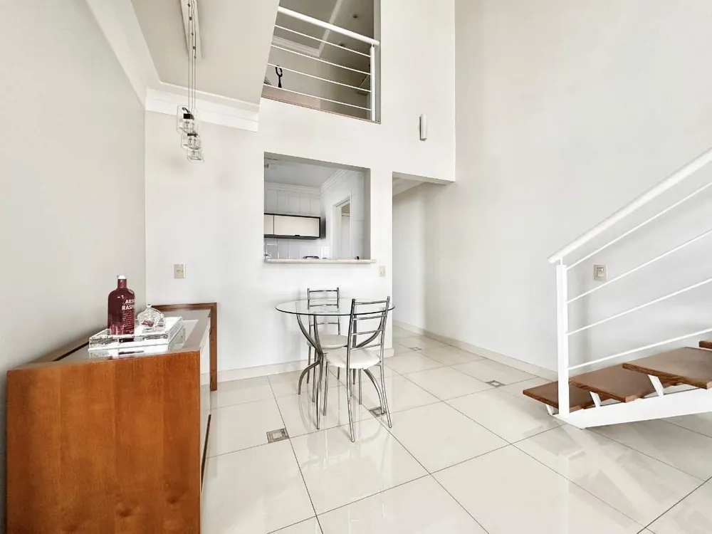 Apartamento, 3 quartos, 140 m² - Foto 1