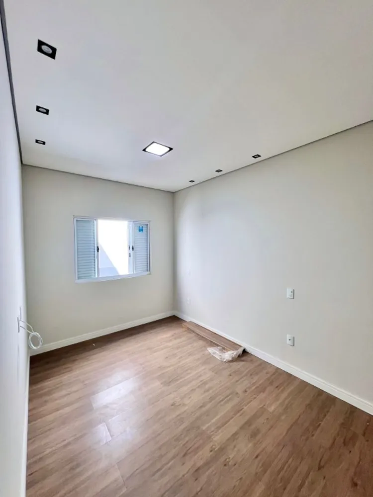 Casa, 3 quartos, 200 m² - Foto 12