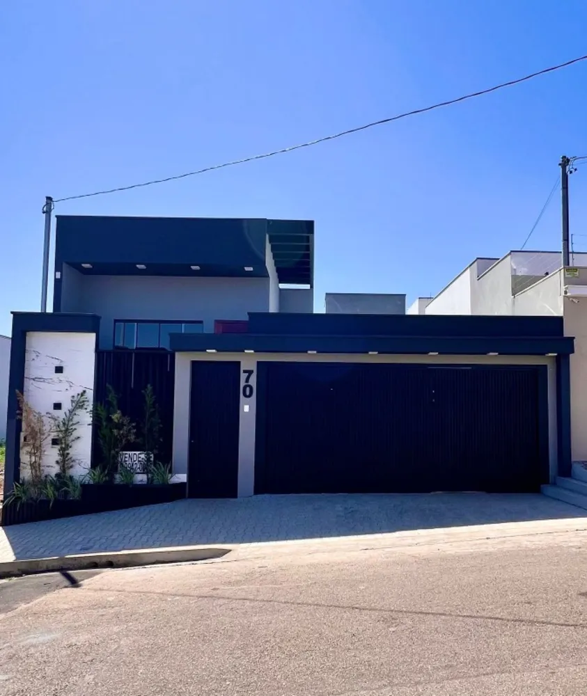Casa, 3 quartos, 200 m² - Foto 1