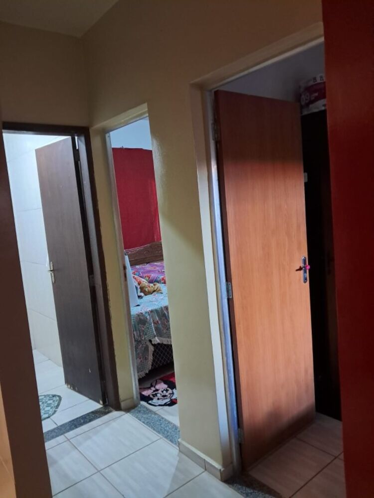 Casa à venda com 2 quartos, 64m² - Foto 12