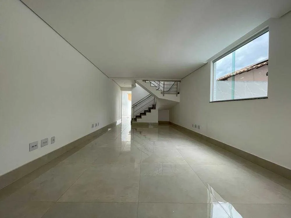 Cobertura, 3 quartos, 240 m² - Foto 1
