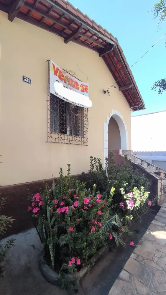 Casa, 3 quartos, 440 m² - Foto 1