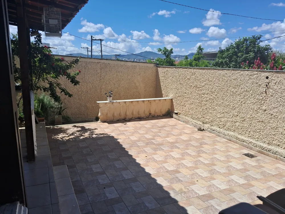 Casa, 4 quartos, 300 m² - Foto 4