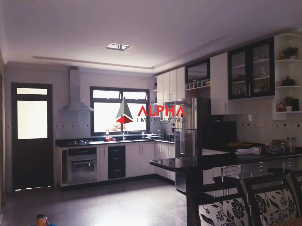 Casa, 3 quartos, 372 m² - Foto 9