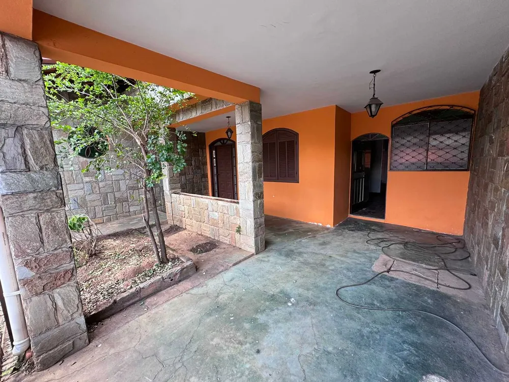 Casa, 3 quartos, 200 m² - Foto 2