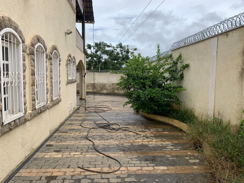 Casa, 4 quartos, 254 m² - Foto 2